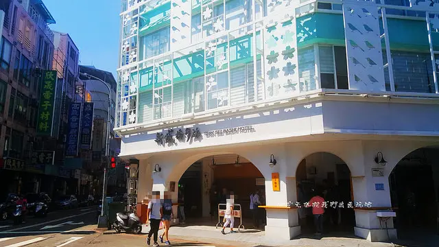 川子麵線。大定鹽酥雞。盛橋刈包。台中火車站周邊必吃美食