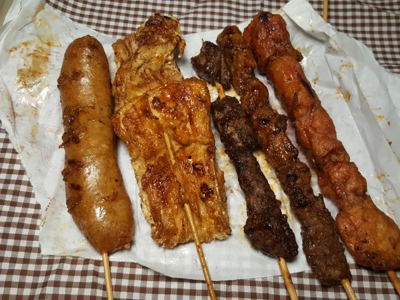 【食-新竹湖口】小棧日式串燒炸物♥孜然羊肉串♡黑胡椒牛肉串♥烤豆皮♡湖口工業區美食