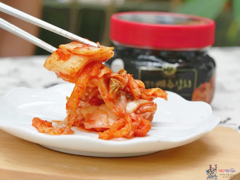 【全聯美食】巷口全聯福利中心就有《H.F韓國白菜切片泡菜》來自韓國高海拔江原道的美味泡菜~讓你一秒到韓國 | 哪哪麻