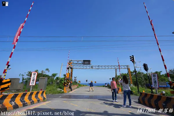 【台東。太麻里】碧海藍天。彷彿直通太平洋。櫻木平交道。灌籃高手經典畫面場景