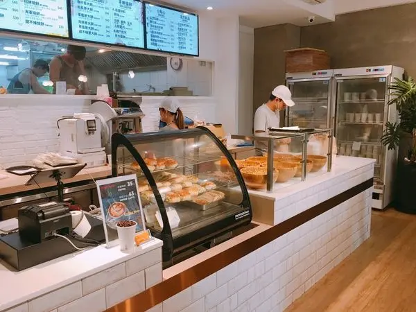 { 台北。信義}藝人吳宗憲從高雄左營帶來的美味，傳說中的平價奢華早餐王家口袋燒餅 Pocket Wang，＠蛋白植的饕客食堂