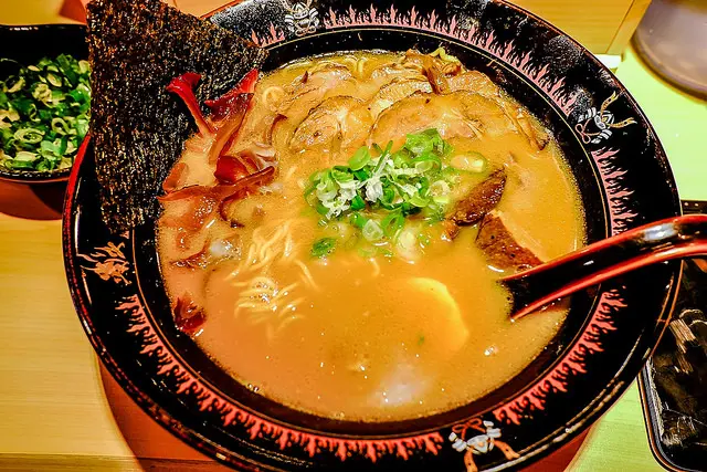 【板橋美食里】【江子翠站美食】炎火拉麵-創始店