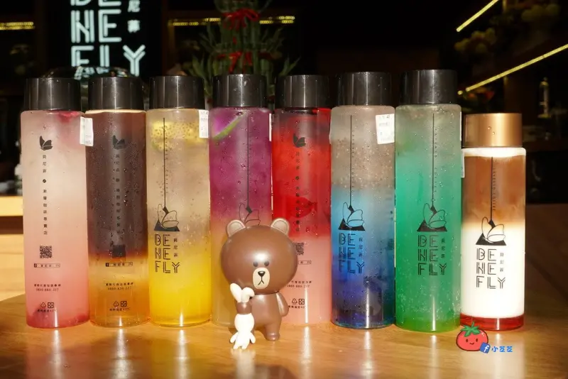 【台北美食】士林漸層飲料 貝尼菲Benefly 漸層咖啡  隨著心情換上喜歡的顏色！(含菜單)