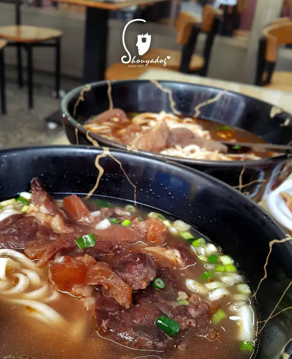 【小吃】連水餃也深得我心的阿忠牛肉麵 in新莊        
      