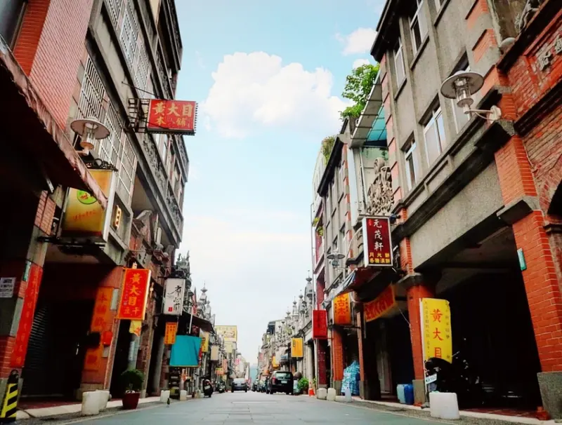 桃園平價美食/大溪老街必吃小吃美食，吃飽喝足漫步老街，你吃過哪幾家？ - Ann‧榜哥‧生活事務所