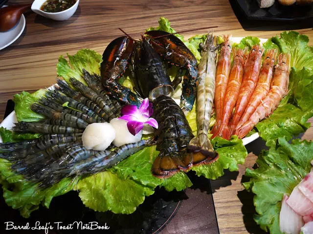 【桃園ATT筷食尚】捌圓堂 和牛龍蝦帝王蟹鍋物專賣店 (近桃園火車站) — 海鮮大盤肉 一次滿足 台北連鎖方圓涮涮屋副牌