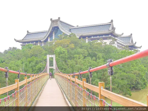 新竹峨眉 富興老街 峨眉湖吊橋 彌勒大道 彌勒佛 大自然文化世界 
