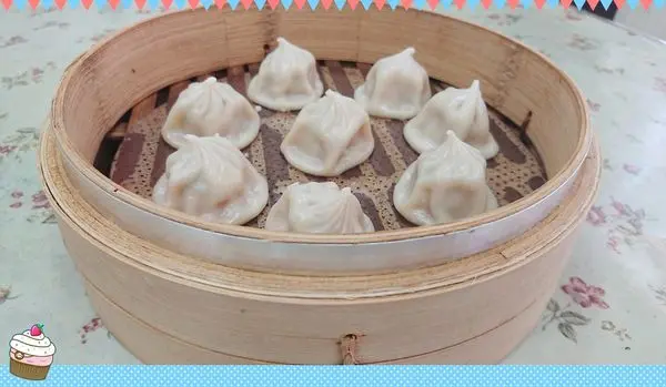 烈陽下也戒不了的嘴饞美食 石媽媽小籠湯包