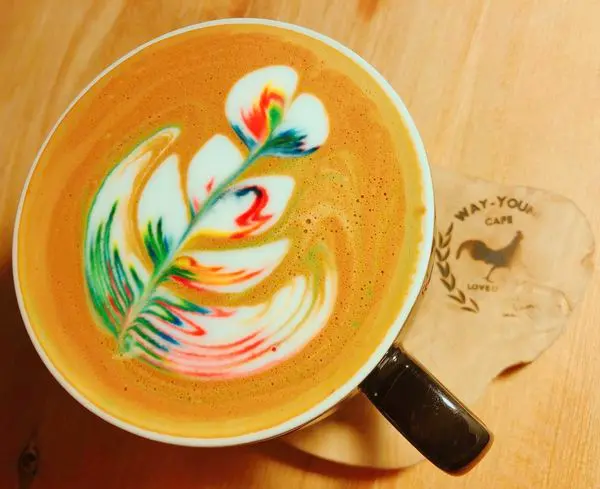 桃園✿未秧咖啡 WAY YOUNG✿好美好美的彩虹拉花~ 搭配超厲害咖啡 視覺味覺都好滿足呀!