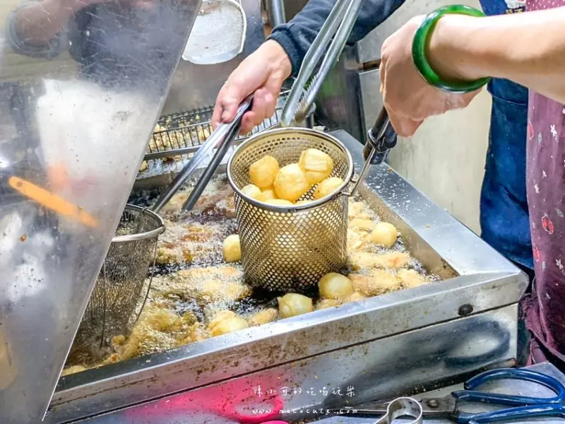 在地人不想告訴你的美食！必點百頁豆腐、鹽酥雞～三重宵夜推薦力行香雞排