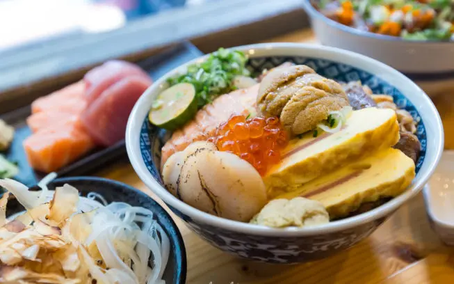 永康台南應用科技大學美食，盛。丼，丼專賣店-當店招牌盛丼；安格斯黑牛丼，給你一整碗的美味 - 老莫 Say台南