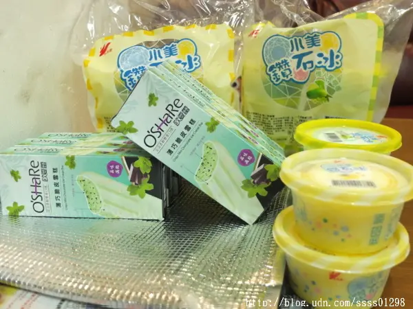 【愛體驗】宅配美食。小美冰淇淋。鑽石冰、歐夏蕾薄荷巧克力脆皮雪糕 雙重冰涼快感 脆冰沙口感一級棒啊！        
      