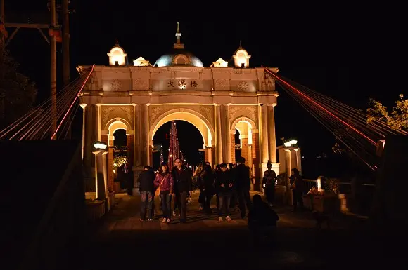 典雅浪漫的巴洛克式建築~~夜遊大溪橋