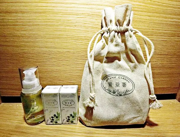 Botanic Garden 寶草園–甜杏仁油、檸檬精油、甜橙精油體驗分享              