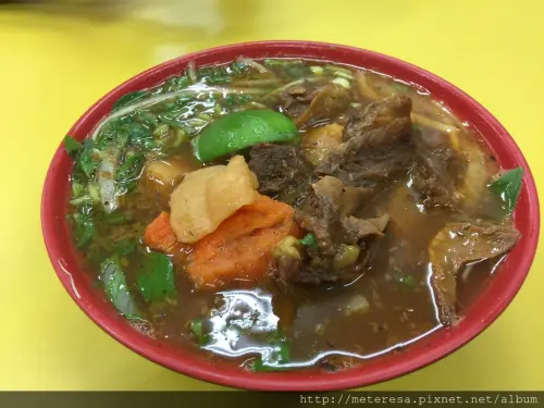 【南投名間】東南亞風味。紅燒牛肉麵。〔好旺角〕越南料理