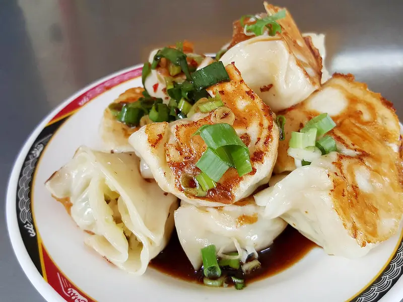 【高雄苓雅】金龍水煎餃。小資平價午餐推薦