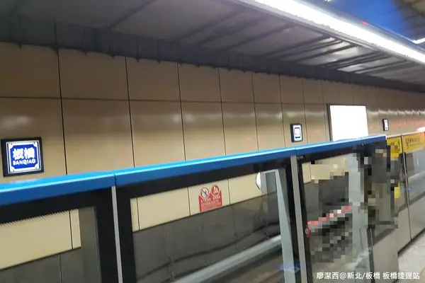 潔西麻的美食日記─【台北/松山區】豐盛的素食Buffet-->御蓮齋蔬食餐廳(已歇業)