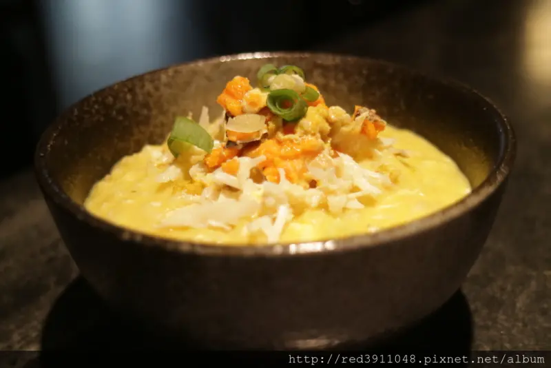 板橋宵夜餐廳推薦~宵夜場也能爽爽吃"蒸火鍋-錵鑶",預定宵夜場加碼送您"雲朵工坊"手作蛋糕一條,聚餐/慶生/家庭聚會備有包廂首選優質餐廳