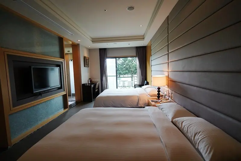 【台灣，苗栗】全國花園鄉村俱樂部；不能出國旅行時，來高爾夫球場住一晚，大口呼吸新鮮空氣，嚥美食。（苗栗美食/苗栗住宿）
