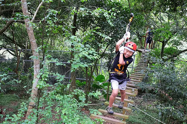 [花蓮親子景點]超越自我，一日小泰山森林樂園探險趣～野猴子森林探險樂園｜棧道、吊橋爬梯、空中繩索、樹林滑索16道關卡闖關挑戰極限