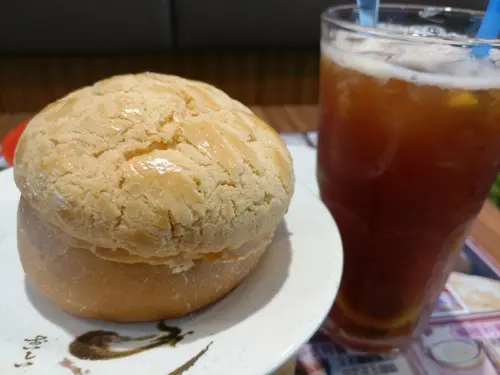 【美食 永和中正路】真好運茶餐廳 海鮮廣炒麵 脆 酥 香 潤的口感一吃就愛上