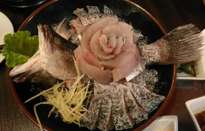 初訪,辣典陶燒屋商業午餐,限量鮮魚鍋