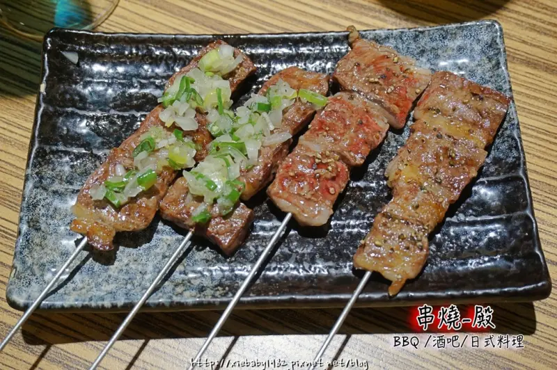 【深夜食記】東區燒烤推薦 《 串燒-殿》各式調酒x美味串燒 朋友們聚會小酌的好去處!