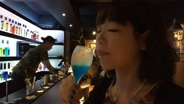 【東區美味燒肉/串燒推薦/愷樂/玖壹壹也愛吃/串燒殿】串燒、唐揚雞、水蓮牛肉捲、海鮮燉飯及美麗花式調酒喝到爽歪歪嗨得不要不要的超滿足燒肉店就在