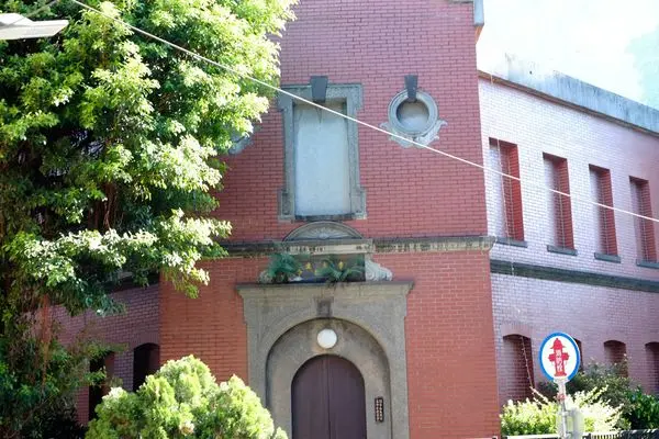 台北萬華 大稻埕就該這樣玩，認識古蹟與歷史 - 李臨秋、蔣渭水、慈聖宮等 