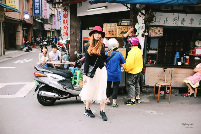 那個不是過年的迪化街趴趴走