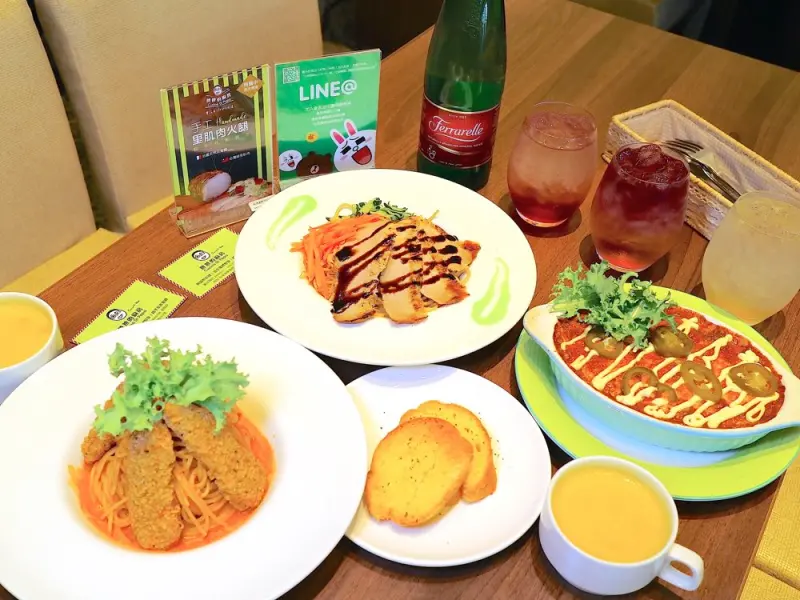 Cucina Di Papa 爸爸的廚房：台南東區家庭餐廳，讓你品嚐充滿父愛的美味義大利餐點 - 進食的巨鼠