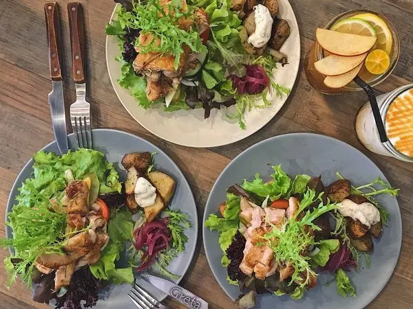 【食記∥板橋】光權 Kuangs Bistro 捷運板橋站＿丹麥獨特北歐開面三明治板橋也吃得到_整副香烤雞腿排厚度夠且口感滑嫩