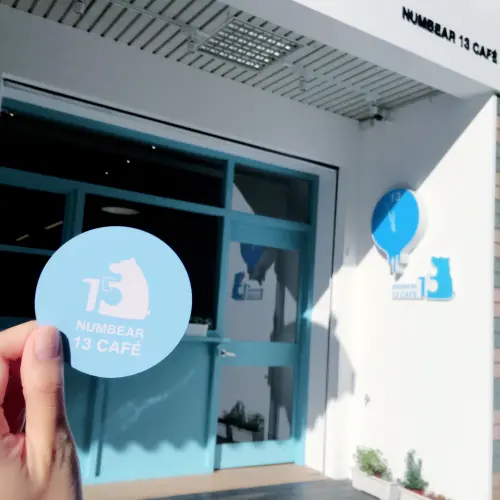 Numbear 13 Cafe 桃園中壢/中原  甜點/咖啡廳/清新藍白小屋