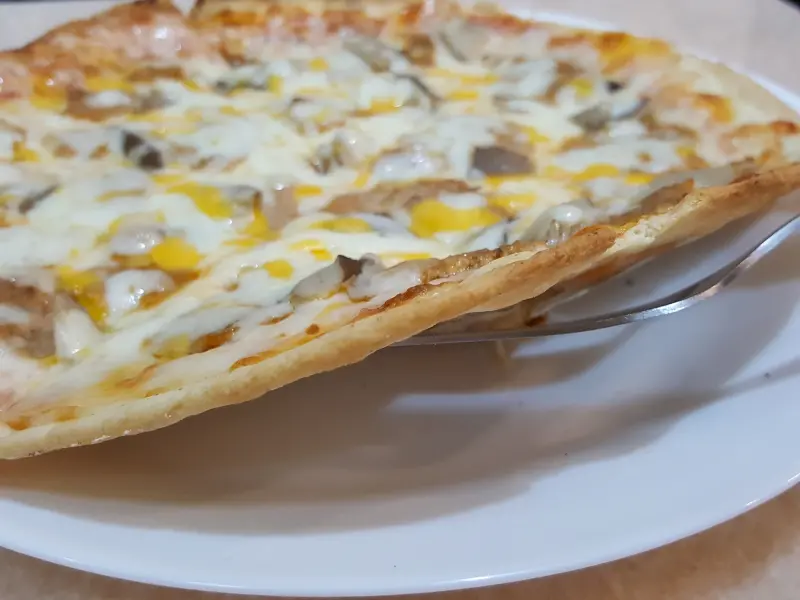 【食-新竹竹北】微香★自製pizza麵團、手桿脆薄披薩☆新鮮自製義大利麵★自製醬汁、不使用調理包、不添加味精