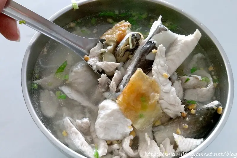 【台南】南區 ★ 俗俗賣虱目魚 - 用餐時間人滿為患，在地人低調享用的一間店~