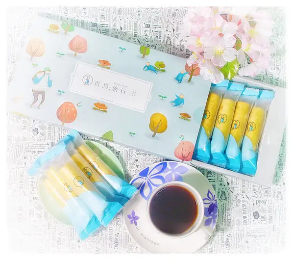 ♚宅配點心♚青鳥旅行Bluebird Travel。爆餡肉鬆蛋捲。辦公室零嘴。蛋捲的100種可能。是青鳥不是青島。台中美食。這個蛋捲好不一樣呀，多層次口感讓人更愛它