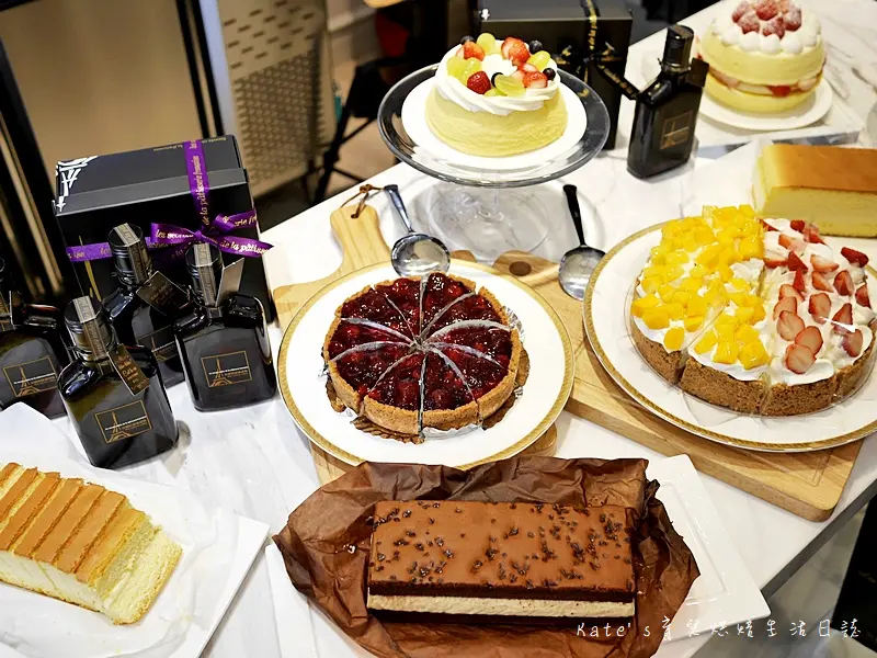 【台北大安區．下午茶】東區打卡新地標 法國的秘密甜點大安2店。網購甜點常勝軍，限定販售藍紋乳酪鮮奶蛋糕，神級美味超好吃