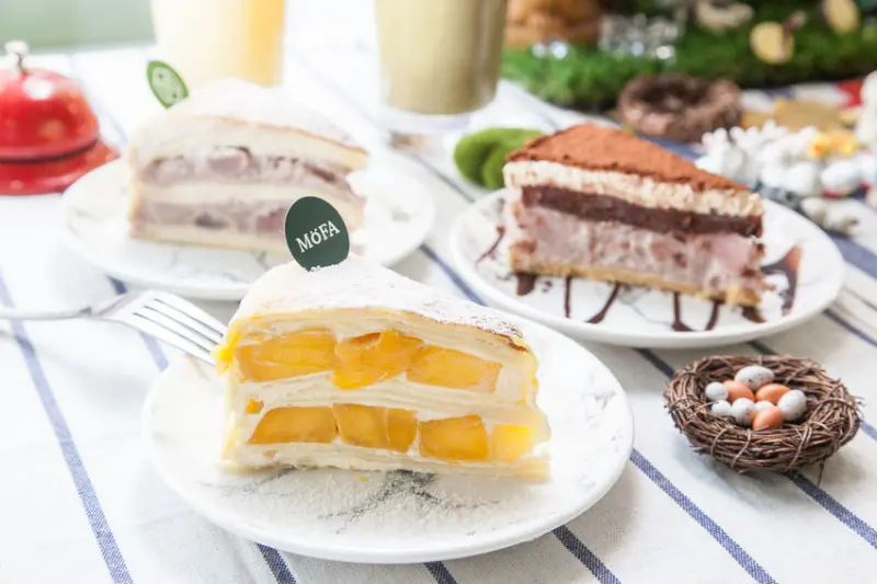 [桃園中壢]超大塊愛文芒果千層！每一次造訪都充滿驚喜！MOFA魔法氛子 - 大手牽小手。玩樂趣