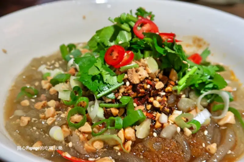 傷心酸辣粉：台灣獨家製造源自重慶酸辣粉條（台北士林捷運站）