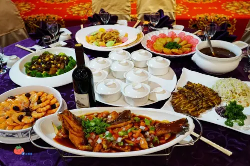 【三重蘆洲餐廳】母親節桌菜 長青專案 晶品北海婚宴會館 送媽媽節禮物好選擇 單桌滿萬送紅酒