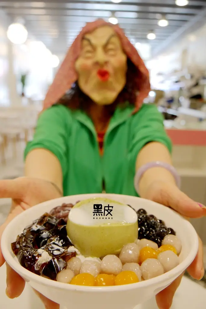 【桃園美食】圓雪花極 中壢新開幕美食冰品 優質的甜品屋 小朋友的最愛