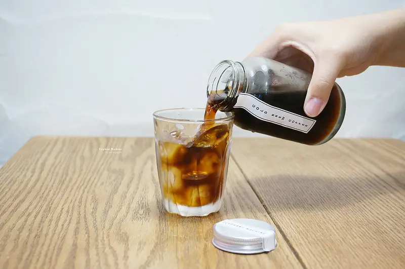 【東門】★Elephant Mahine★來杯透涼的冷淬咖啡吧，巷弄文青咖啡館簡約有質感｜永康街 咖啡廳 下午茶 硬骨魚覓食中