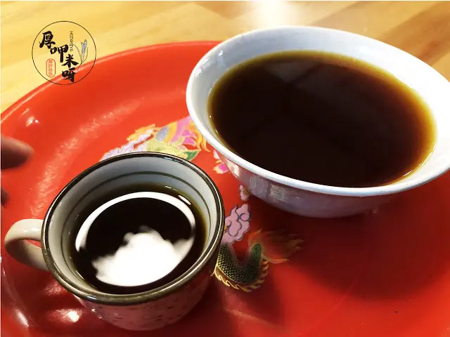 【厚呷米呀│宜蘭員山】小眼睛手作咖啡館 (SMALLEYESCAFE) 老闆是咖啡師、烘豆師、杯測師也是甜點師/超級隱藏版靠山咖啡店/喝咖啡買豆子及發現店家特選COFFEE REVIEW精品 近枕山