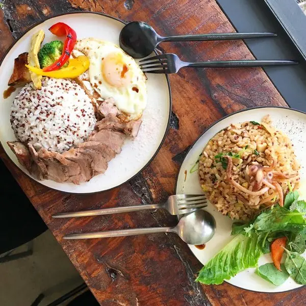  【台北｜永安市場站】森氏＿家常溫度小卷炊飯，清爽無負擔豬肩肉藜麥飯，巷弄中樸實咖啡館