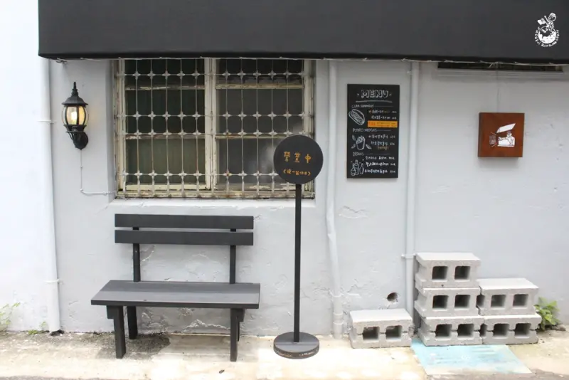 台中西區美食︳柳川小古巴　古巴三明治也可以很文青 - 金大佛的奪門而出家網誌