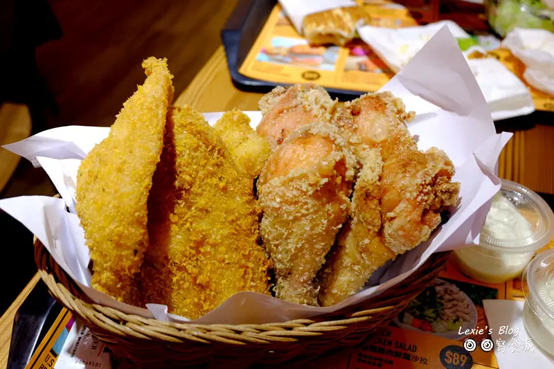 食記【台北】國際機長-比英國好吃的炸魚排還有多汁酥脆炸雞!南京三民速食漢堡美式餐廳推薦(菜單menu)