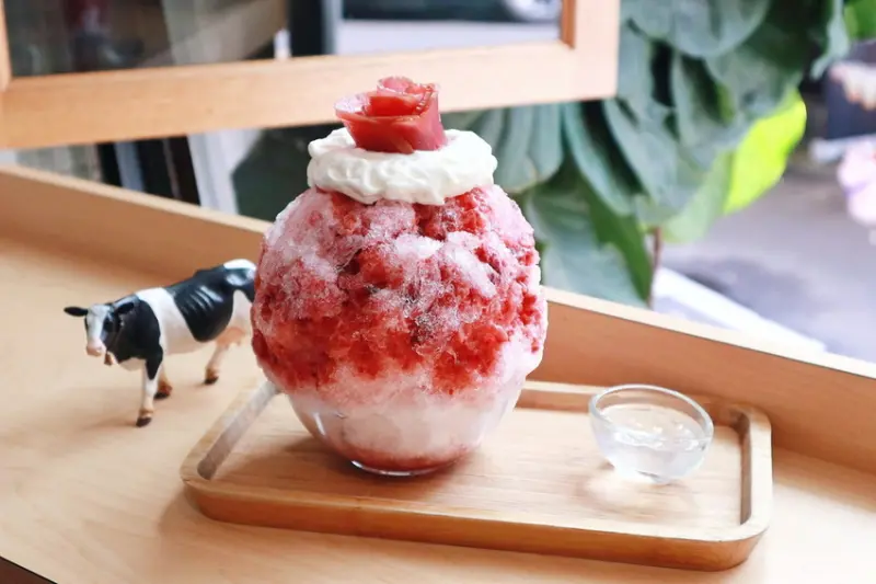 【台北東門市場】金雞母Jingimoo：美到讓人心醉的創意冰品 /然花瑰蜜/綠澐抹茶紅豆