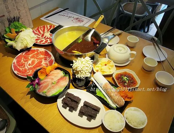 就是愛吃鍋!!!     ..灑  椒 / 麻辣鴛鴦           