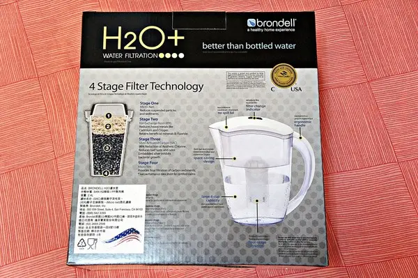 美國 Brondell H2O+ 長效濾水壺