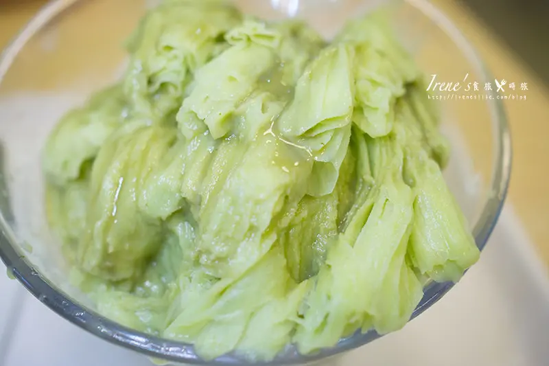 【三重】多達21種雪花冰配料/6月20日前半價優惠/很夯的水信玄餅在這裡也吃的到．雪花堂-韓國新概念雪花冰